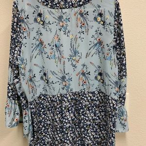 Super cute blouse